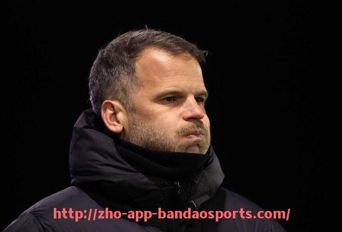 半岛体育app-法甲赛季战术执行力评估：球员配合与教练战术实现