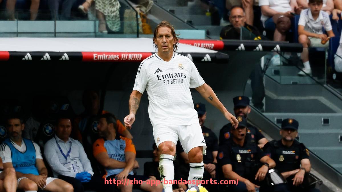 半岛体育app-世俱杯比赛正式计时设备比对机制的流程规范 半岛体育app-世俱杯比赛正式计时设备比对机制的流程规范